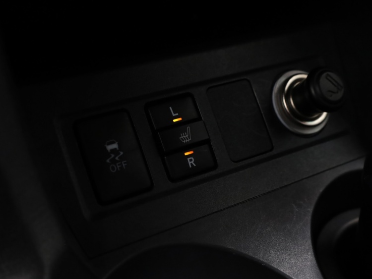 Toyota RAV4 2.0 VVTi Executive AWD | Half Leder | PDC | Trekhaak