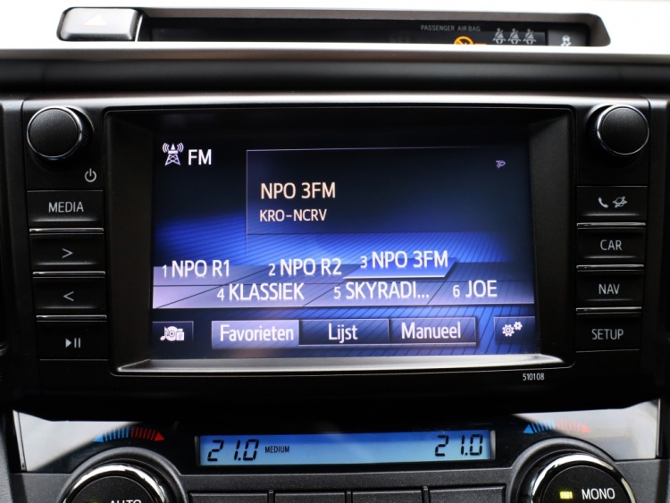 Toyota RAV4 2.5 Hybrid AWD Black Editon | El. Achterklep | LED | Trekhaak