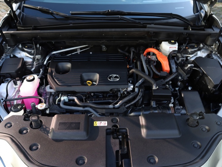 Lexus NX 350h AWD Executive Line | President | Mark Levinson | Panoramada