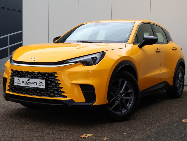 Lexus LBX 2WD Comfort & Safety | Nieuw | Stoelverwarming | Parkeersensoren