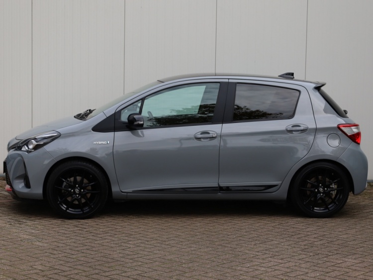 Toyota Yaris 1.5 Hybrid GR-Sport | Bi-Tone | Carplay | Leder/Alcantara