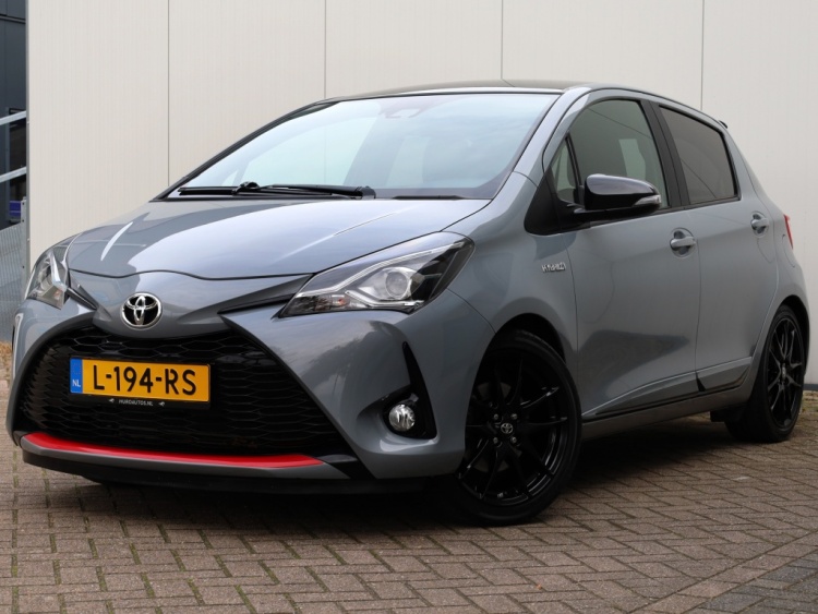 Toyota Yaris 1.5 Hybrid GR-Sport | Bi-Tone | Carplay | Leder/Alcantara