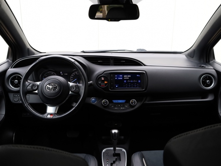 Toyota Yaris 1.5 Hybrid GR-Sport | Bi-Tone | Carplay | Leder/Alcantara