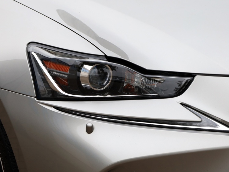 Lexus IS 300h Hybrid Business Line | Safety Pack | Leder | Stoelverwarmin