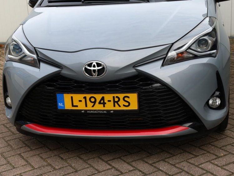 Toyota Yaris 1.5 Hybrid GR-Sport | Bi-Tone | Carplay | Leder/Alcantara