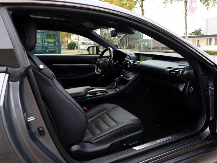 Lexus RC 300h F Sport Premium | Mark Levinson | Carplay | Schuifdak