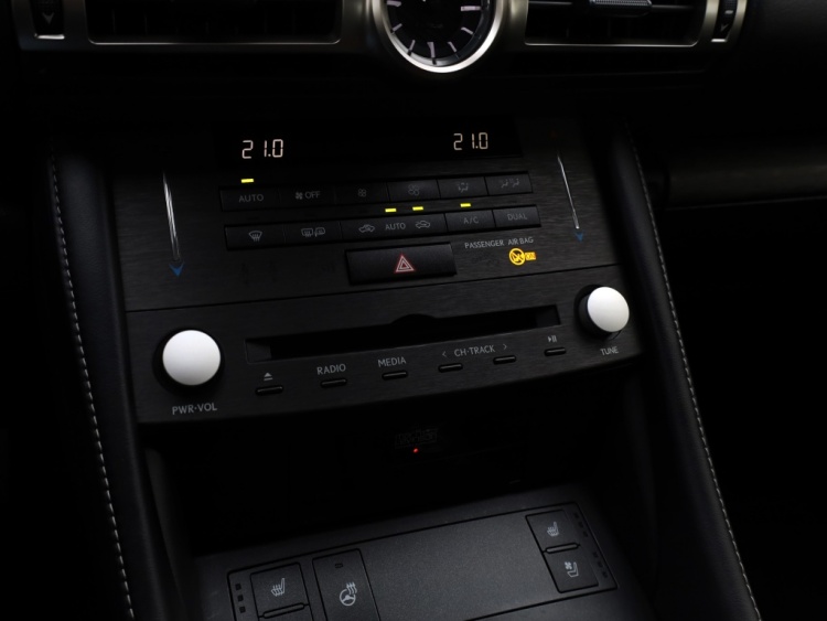 Lexus RC 300h F Sport Premium | Mark Levinson | Carplay | Schuifdak