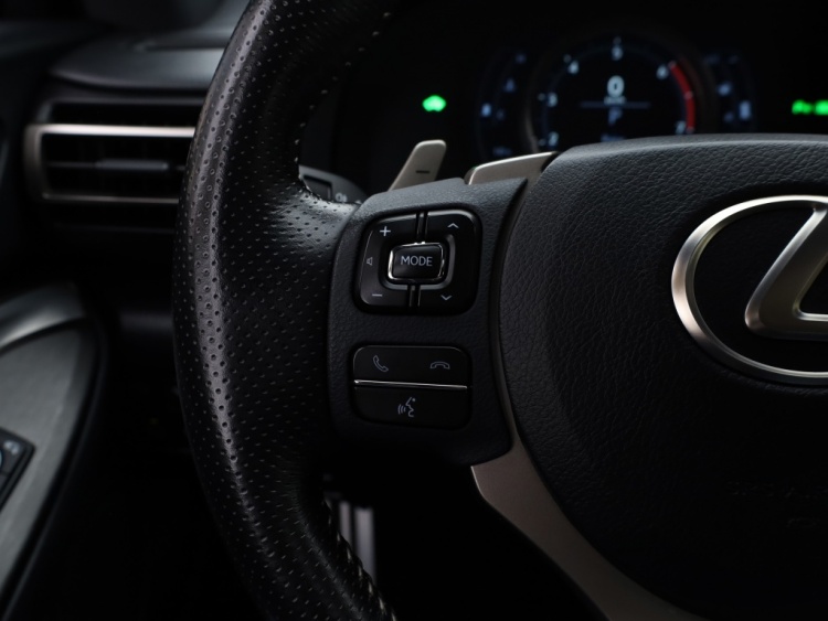 Lexus RC 300h F Sport Premium | Mark Levinson | Carplay | Schuifdak