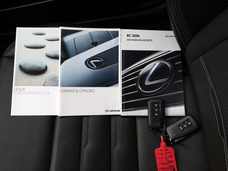 Lexus RC 300h F Sport Premium | Mark Levinson | Carplay | Schuifdak