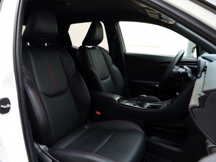 Lexus LBX Emotion 2WD | Tech Pack | Leder | El achterklep | Dodehoek