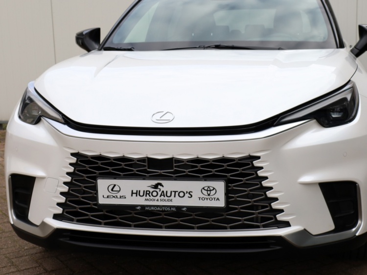 Lexus LBX Emotion 2WD | Tech Pack | Leder | El achterklep | Dodehoek