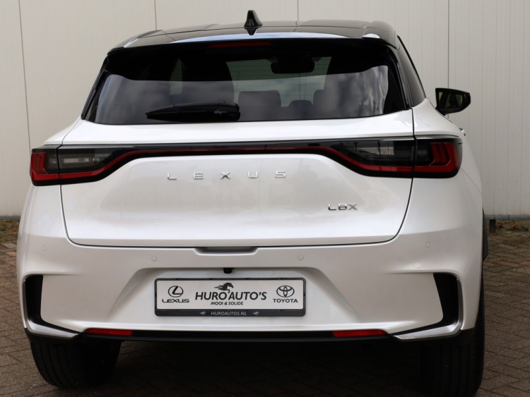 Lexus LBX Emotion 2WD | Tech Pack | Leder | El achterklep | Dodehoek