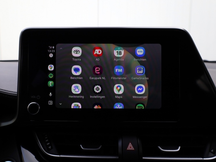 Toyota C-HR 2.0 Hybrid Style | Bi-Tone | Full Led | Trekhaak afn.