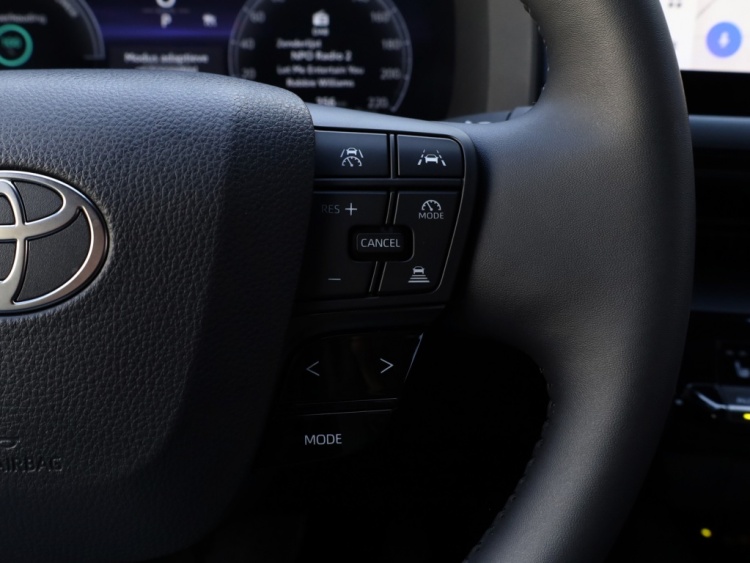 Toyota C-HR 2.0 PHEV 220 Dynamic | Nieuw! | Bi-Tone | Premium Navi |