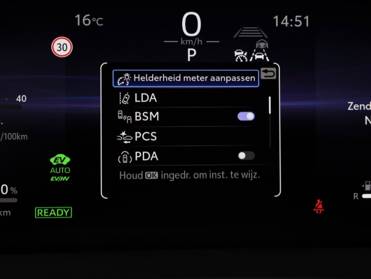 Toyota C-HR 2.0 PHEV 220 Dynamic | Nieuw! | Bi-Tone | Premium Navi | Keyless