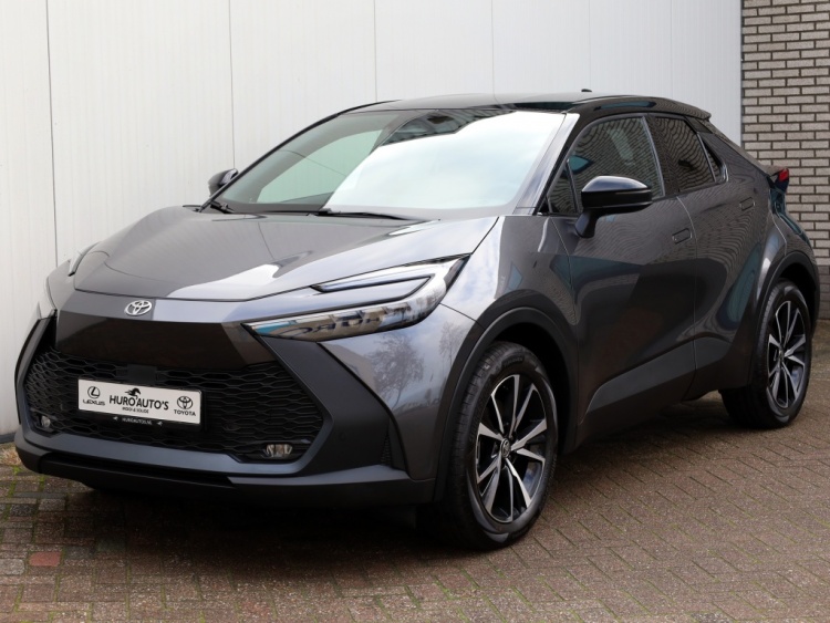 Toyota C-HR 2.0 PHEV 220 Dynamic | Nieuw! | Bi-Tone | Premium Navi | Keyless
