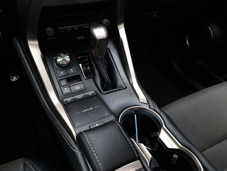 Lexus NX 300h AWD F Sport Premium | Mark Levinson | Panoramadak | Head Up
