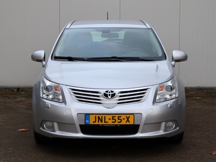Toyota Avensis wagon 1.8 VVTi Dynamic | Parkeersensoren | Clima | Trekhaak