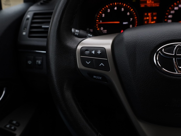 Toyota Avensis wagon 1.8 VVTi Dynamic | Parkeersensoren | Clima | Trekhaak