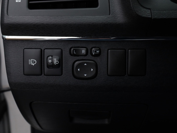 Toyota Avensis wagon 1.8 VVTi Dynamic | Parkeersensoren | Clima | Trekhaak