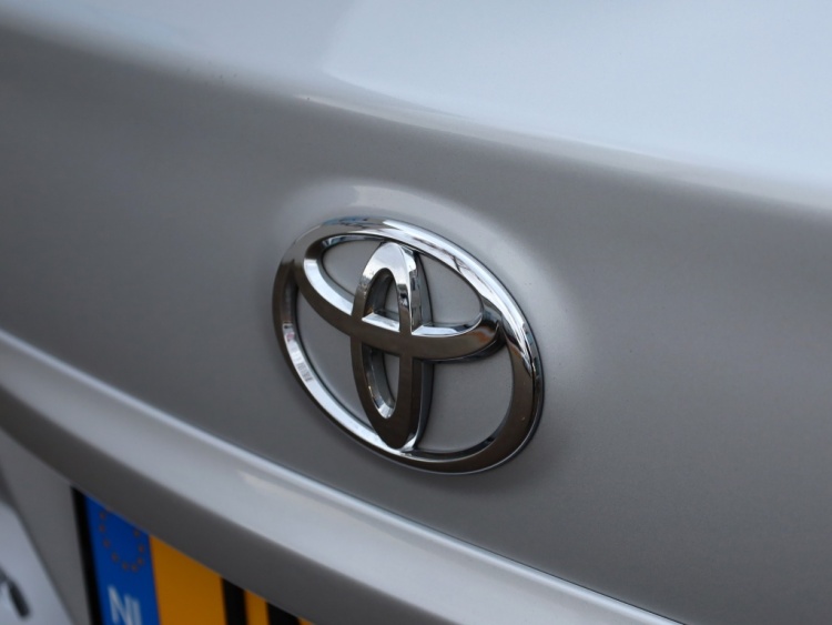 Toyota Avensis wagon 1.8 VVTi Dynamic | Parkeersensoren | Clima | Trekhaak