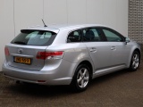 Toyota Avensis wagon 1.8 VVTi Dynamic | Parkeersensoren | Clima | Trekhaak
