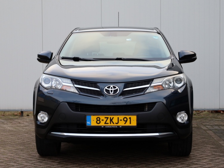 Toyota RAV4 2.0 Executive Business 4WD | Leder | Stoelverwarming | Trekhaak