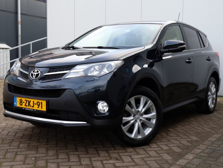 Toyota RAV4 2.0 Executive Business 4WD | Leder | Stoelverwarming | Trekhaak