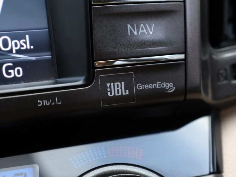 Toyota RAV4 2.0 Executive Business 4WD | Leder | Stoelverwarming | Trekhaak