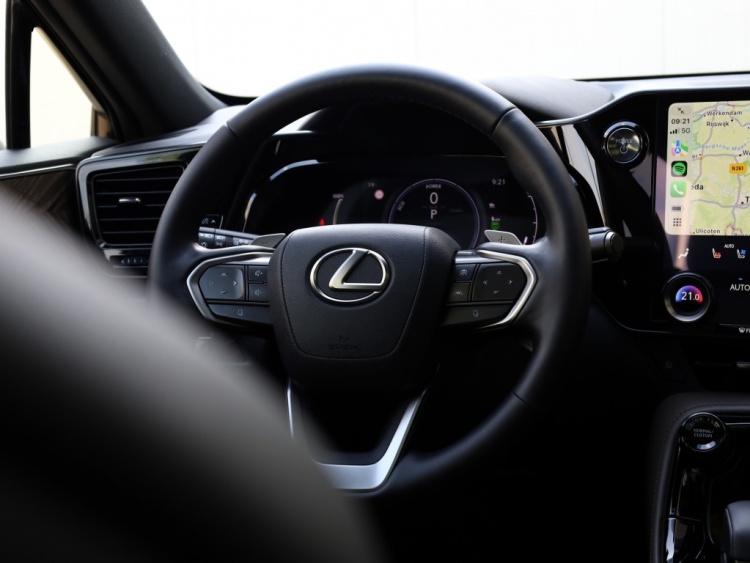 Lexus NX 450h+ AWD Overtrail | Panoramadak | 360 Camera | Head-Up