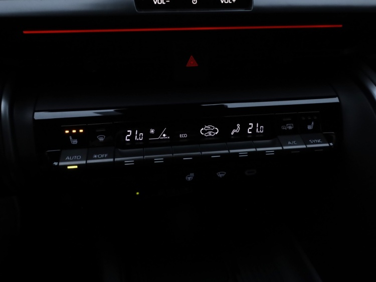 Toyota C-HR 2.0 PHEV 220 GR Sport | Leder/Alcantara | JBL | Memory Seat