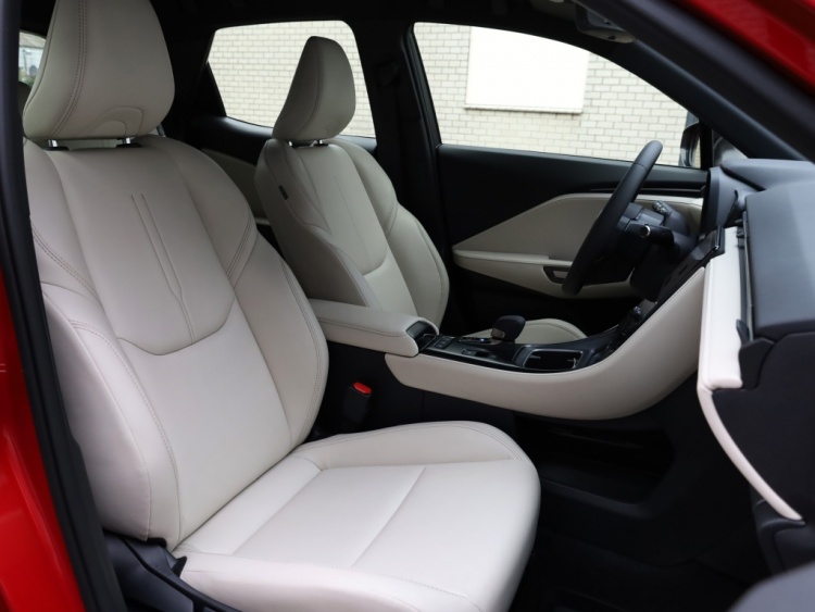 Lexus LBX Elegant 2WD | Tech Pack | Leder | El Achterklep | Stoelverwarmin