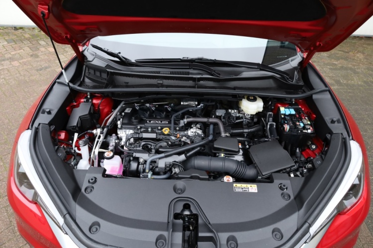 Lexus LBX Elegant 2WD | Tech Pack | Leder | El Achterklep | Stoelverwarmin