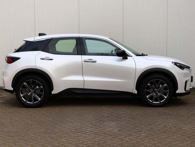 Lexus LBX Relax 2WD | Tech Pack | Memory Seat | El Achterklep