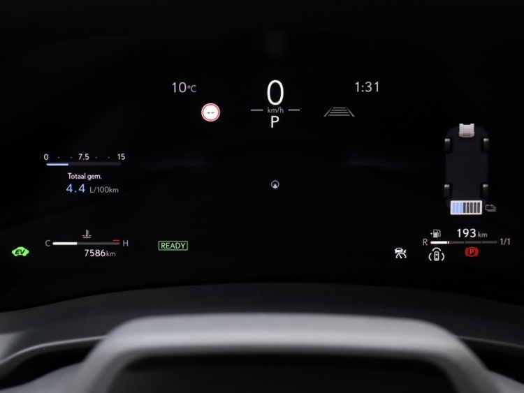 Lexus LBX Relax 2WD | Tech Pack | Memory Seat | El Achterklep