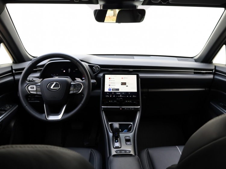 Lexus LBX Relax 2WD | Tech Pack | Memory Seat | El Achterklep