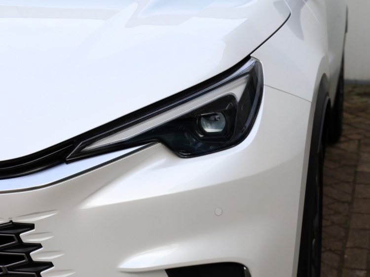 Lexus LBX Relax 2WD | Tech Pack | Memory Seat | El Achterklep