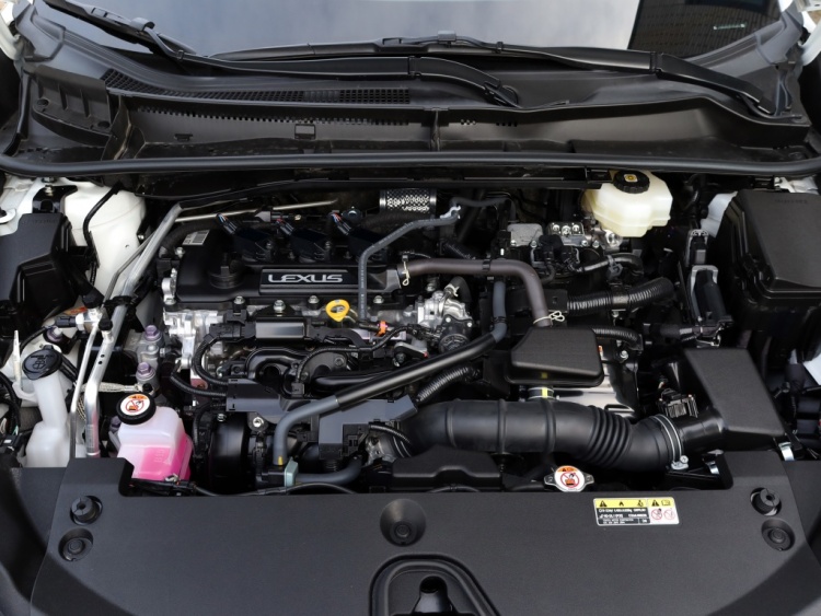 Lexus LBX Relax 2WD | Tech Pack | Memory Seat | El Achterklep