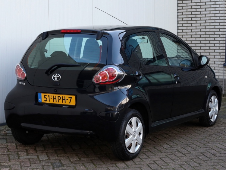 Toyota Aygo 1.0-12V Comfort | Airco | Dealer onderhouden