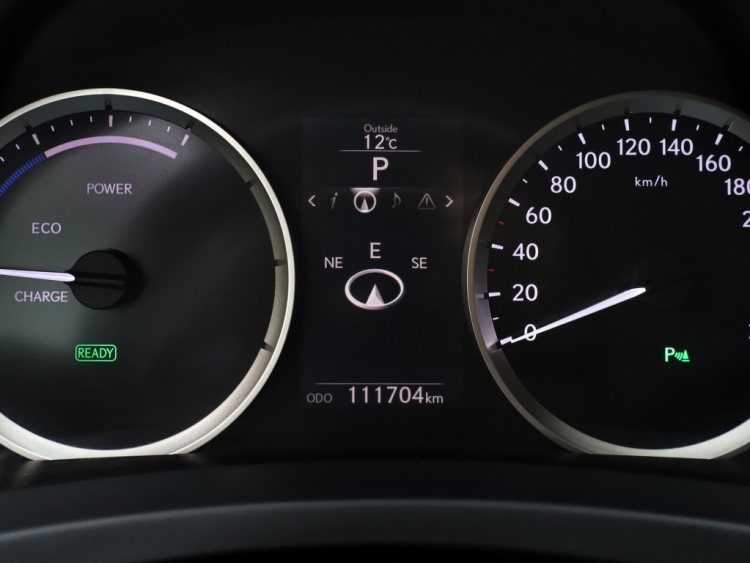 Lexus IS 300h Luxury Line | Mark Levinson | Stoelventilatie | Stuurwielve