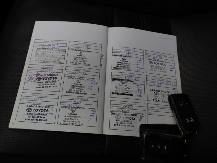 Lexus IS 300h Luxury Line | Mark Levinson | Stoelventilatie | Stuurwielve