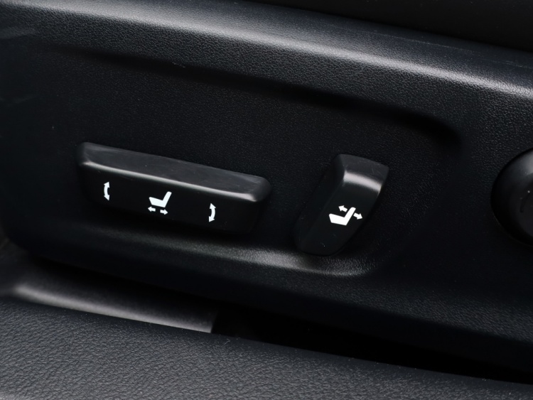 Lexus IS 300h Luxury Line | Mark Levinson | Stoelventilatie | Stuurwielve