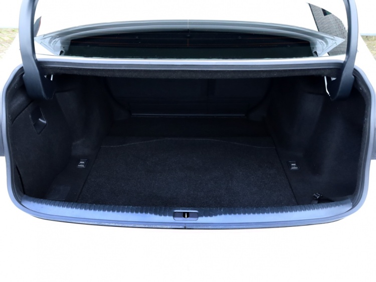 Lexus IS 300h Luxury Line | Mark Levinson | Stoelventilatie | Stuurwielve