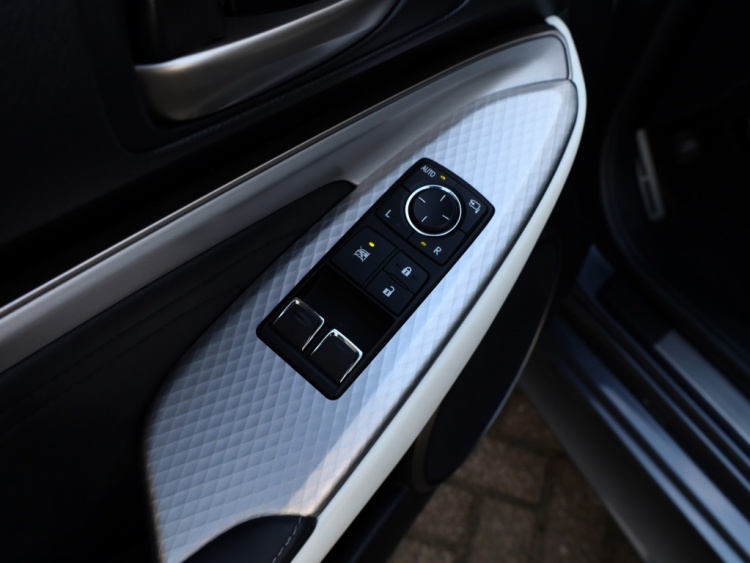 Lexus RC 300h F Sport Premium | Mark Levinson | Stoelventilatie | Schuifd
