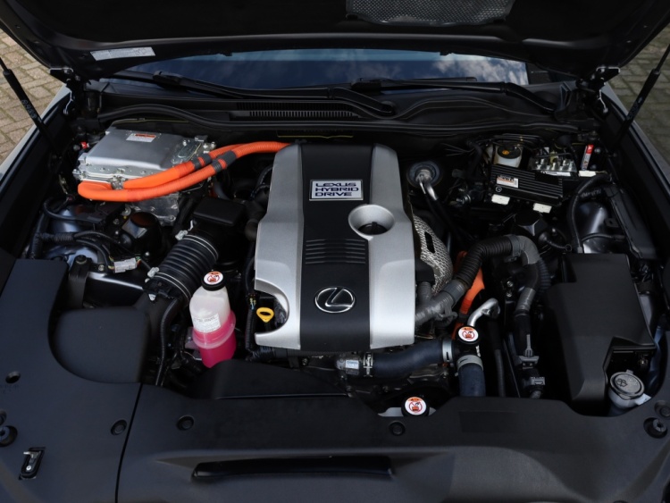 Lexus RC 300h F Sport Premium | Mark Levinson | Stoelventilatie | Schuifd