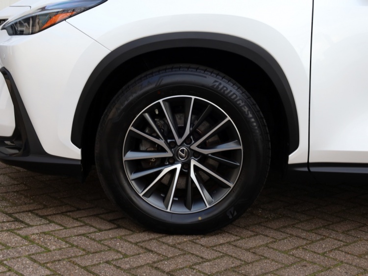 Lexus NX 350h AWD Luxury Line | 360 Camera | Head up | El Achterklep