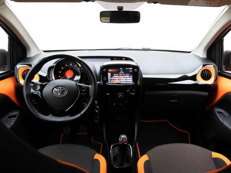 Toyota Aygo 1.0 VVT-i x-cite | Carplay | Airco | NL Auto