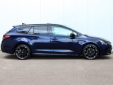 Toyota Corolla Touring Sports 2.0 Hybrid GR-Sport Plus | Panoramadak | JBL Audio | Head-up