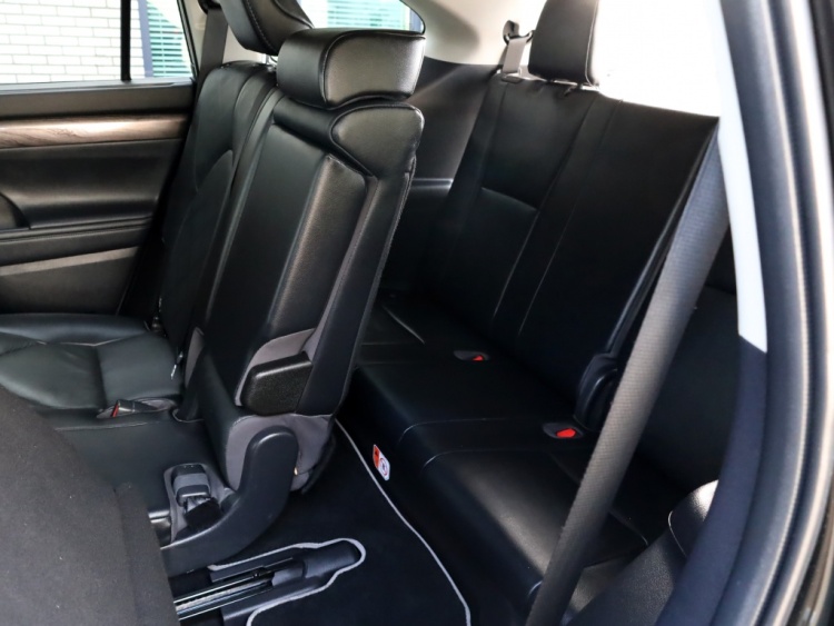 Toyota highlander 2.5 AWD Hybrid Premium | Head up | Stoelventilatie | Premium Nav