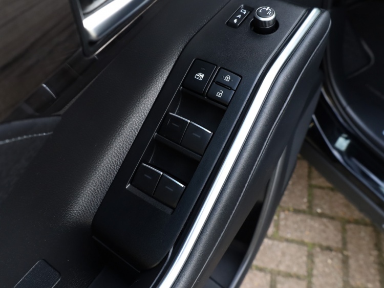 Toyota highlander 2.5 AWD Hybrid Premium | Head up | Stoelventilatie | Premium Nav